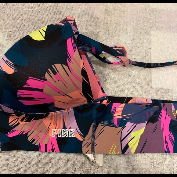 Like New Pink Victoria Secret Bonded  Bralette - Picture 7 of 8